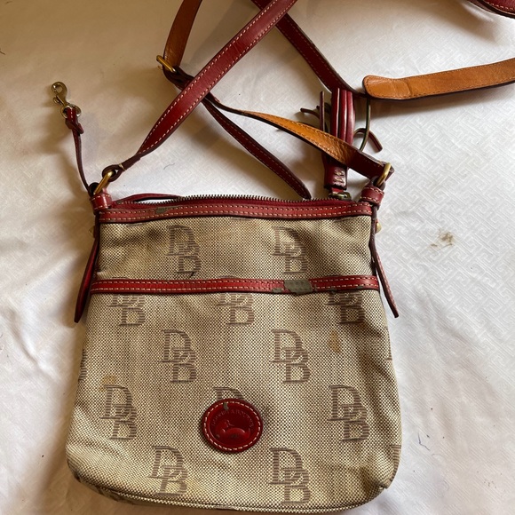 Dooney & Bourke Handbags - Dooney & Bourke Bag
